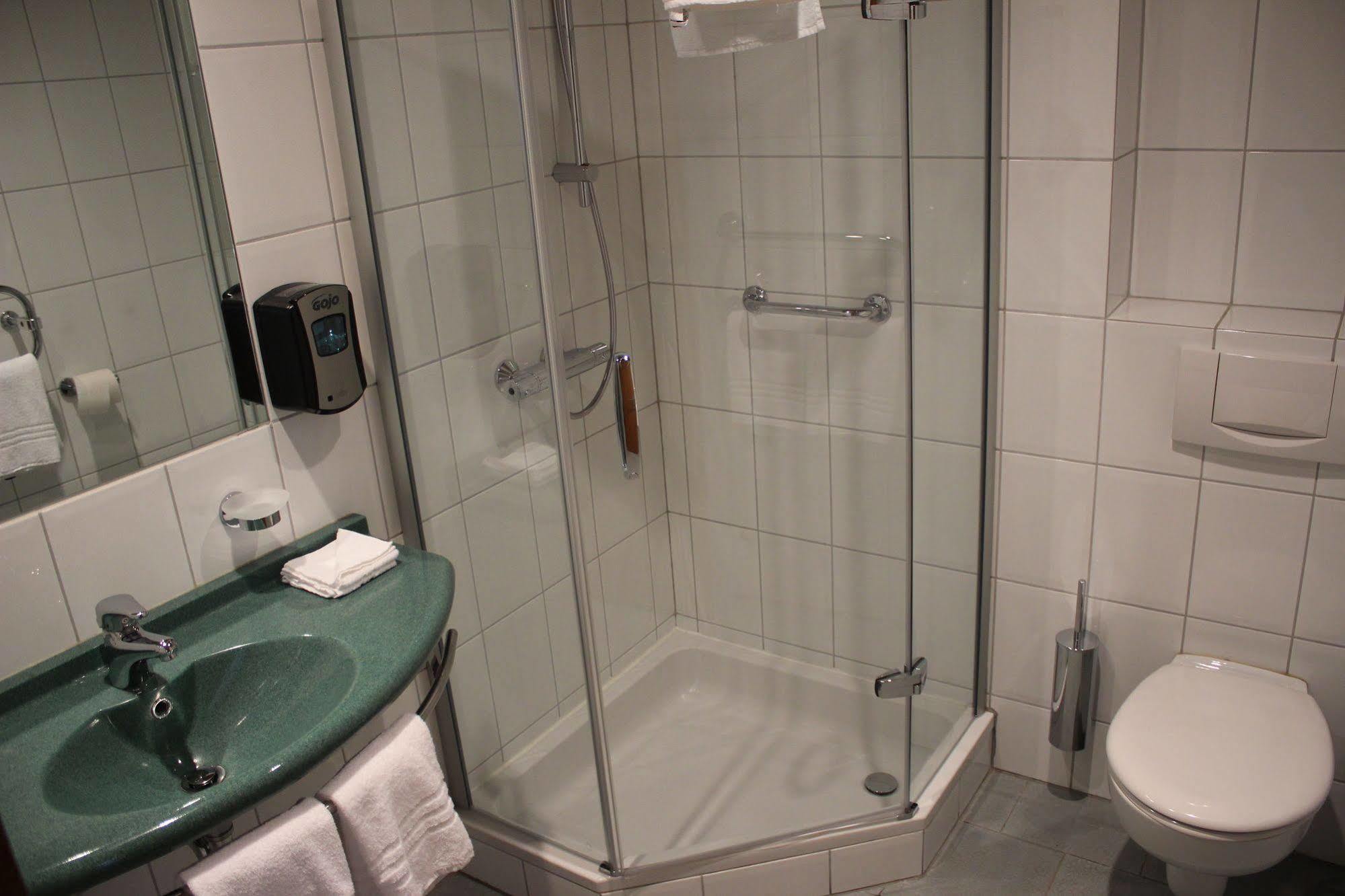 Park Hotel Kelmis Buitenkant foto