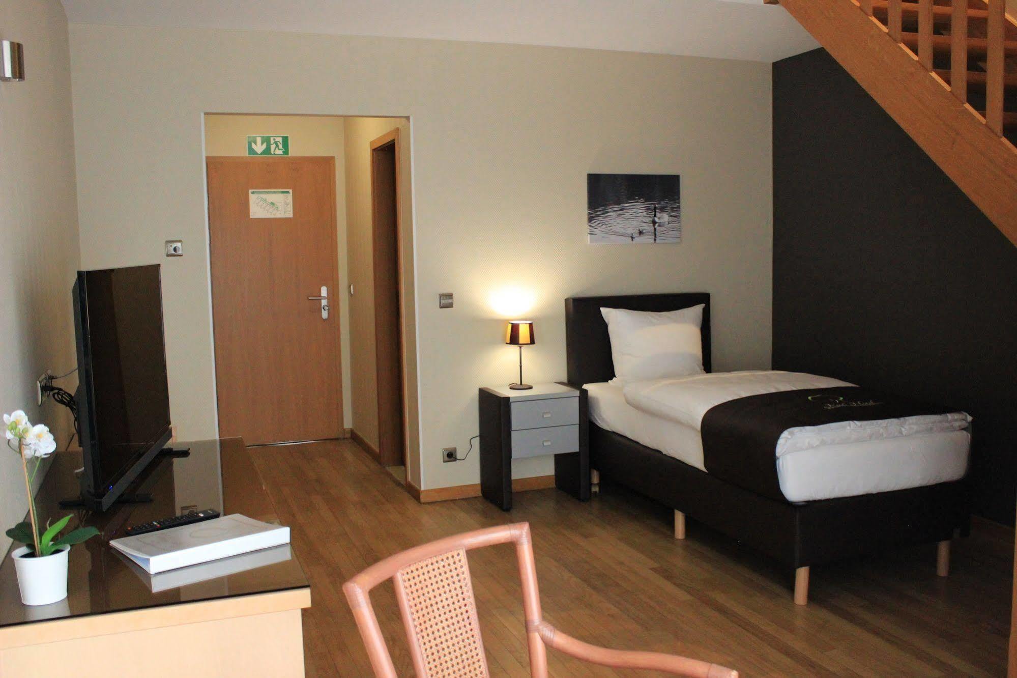 Park Hotel Kelmis Buitenkant foto