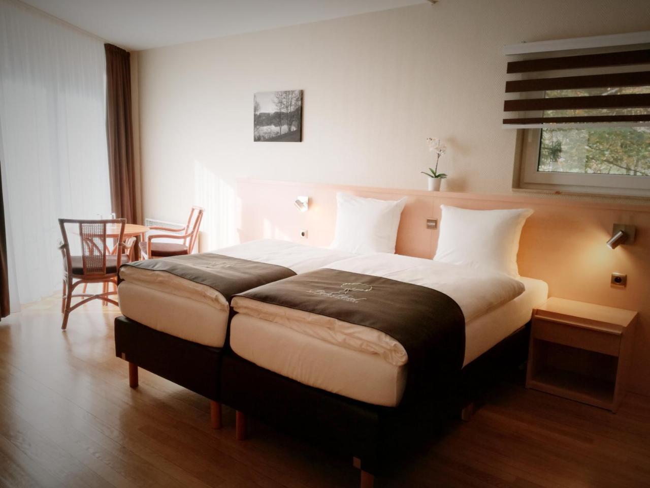 Park Hotel Kelmis Buitenkant foto